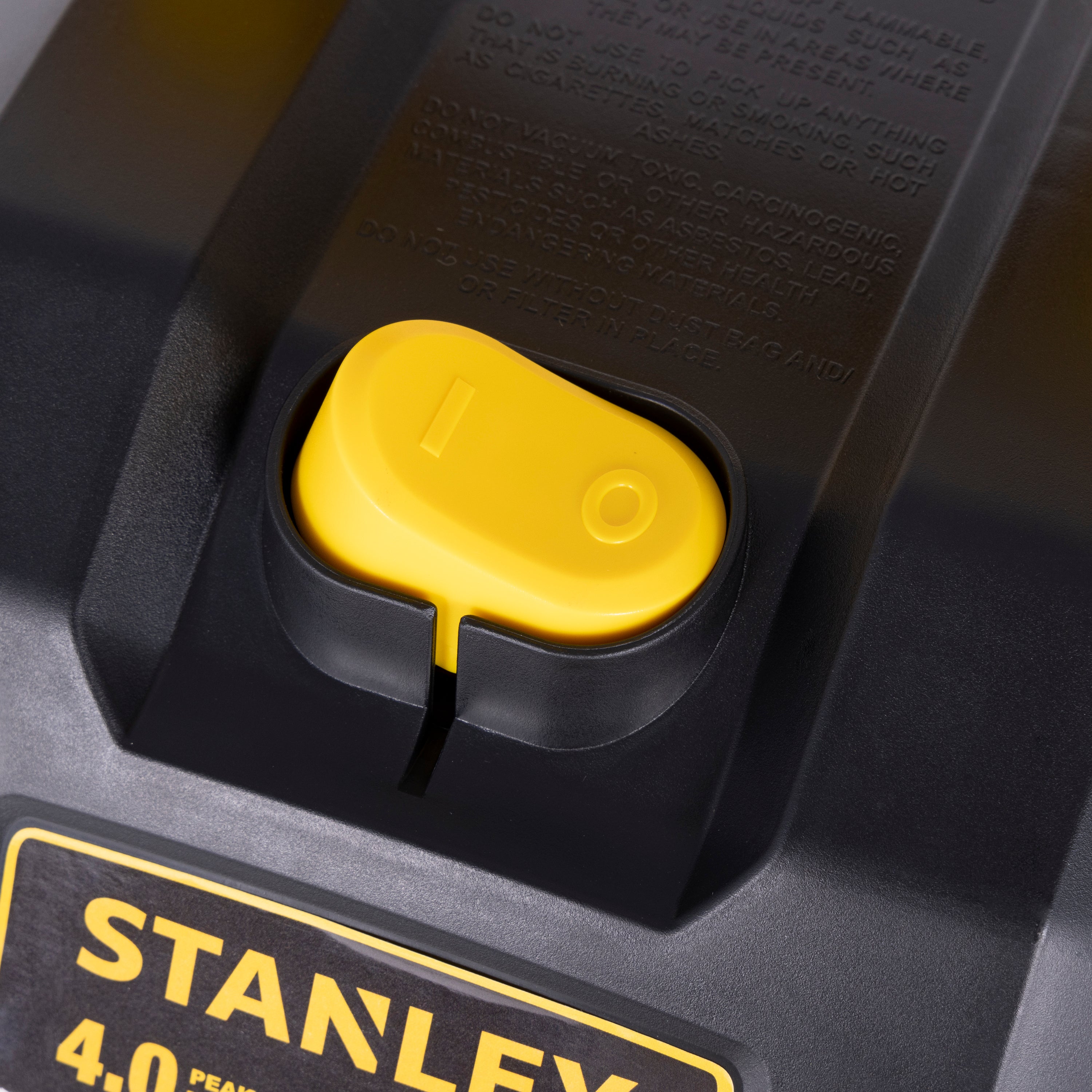 Aspiradora Profesional Seco/Mojado Stanley 4GAL 4HP SL18301P